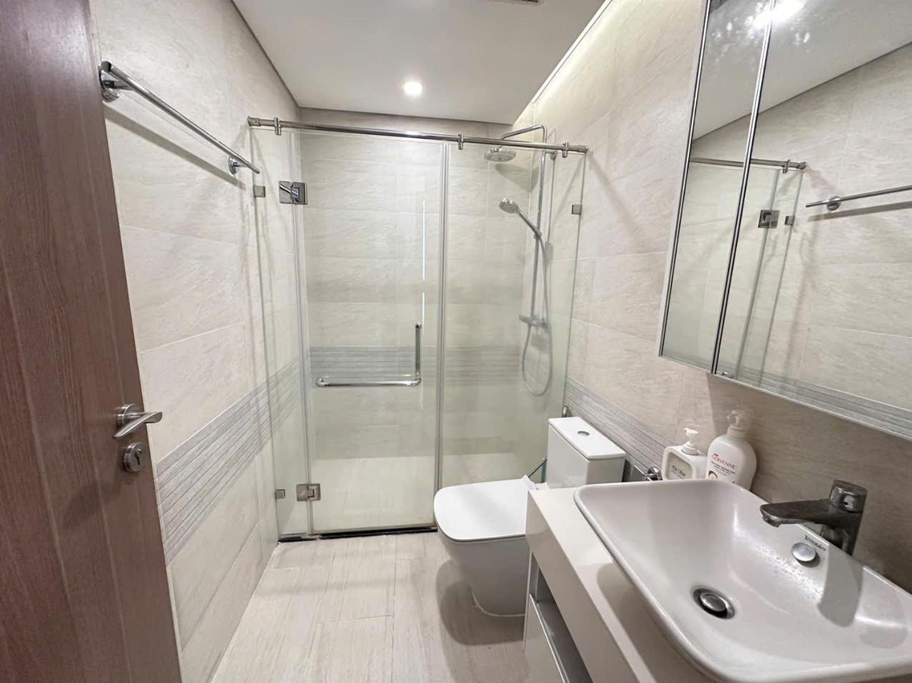 Luxury Apartment In Vinhomes Metropolis Hanoi Exterior photo