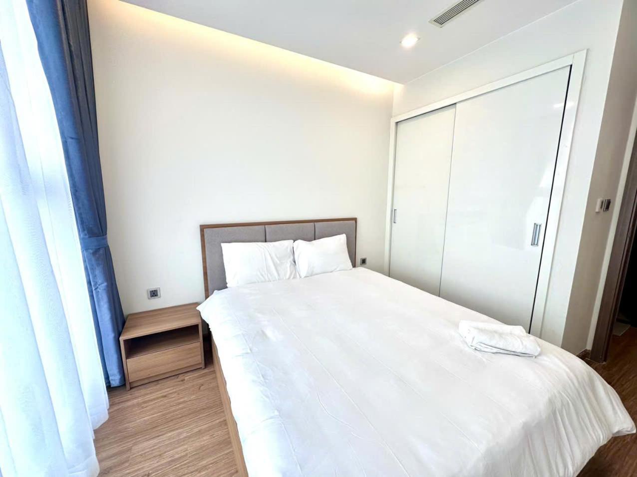 Luxury Apartment In Vinhomes Metropolis Hanoi Exterior photo