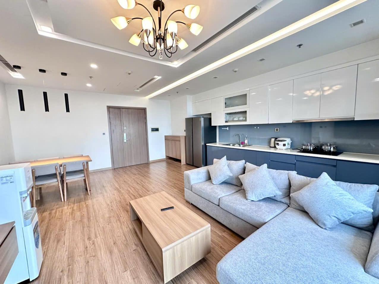 Luxury Apartment In Vinhomes Metropolis Hanoi Exterior photo